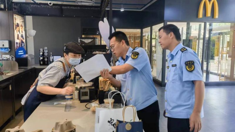 摆摊选零食小包装，批发前先看懂这三点